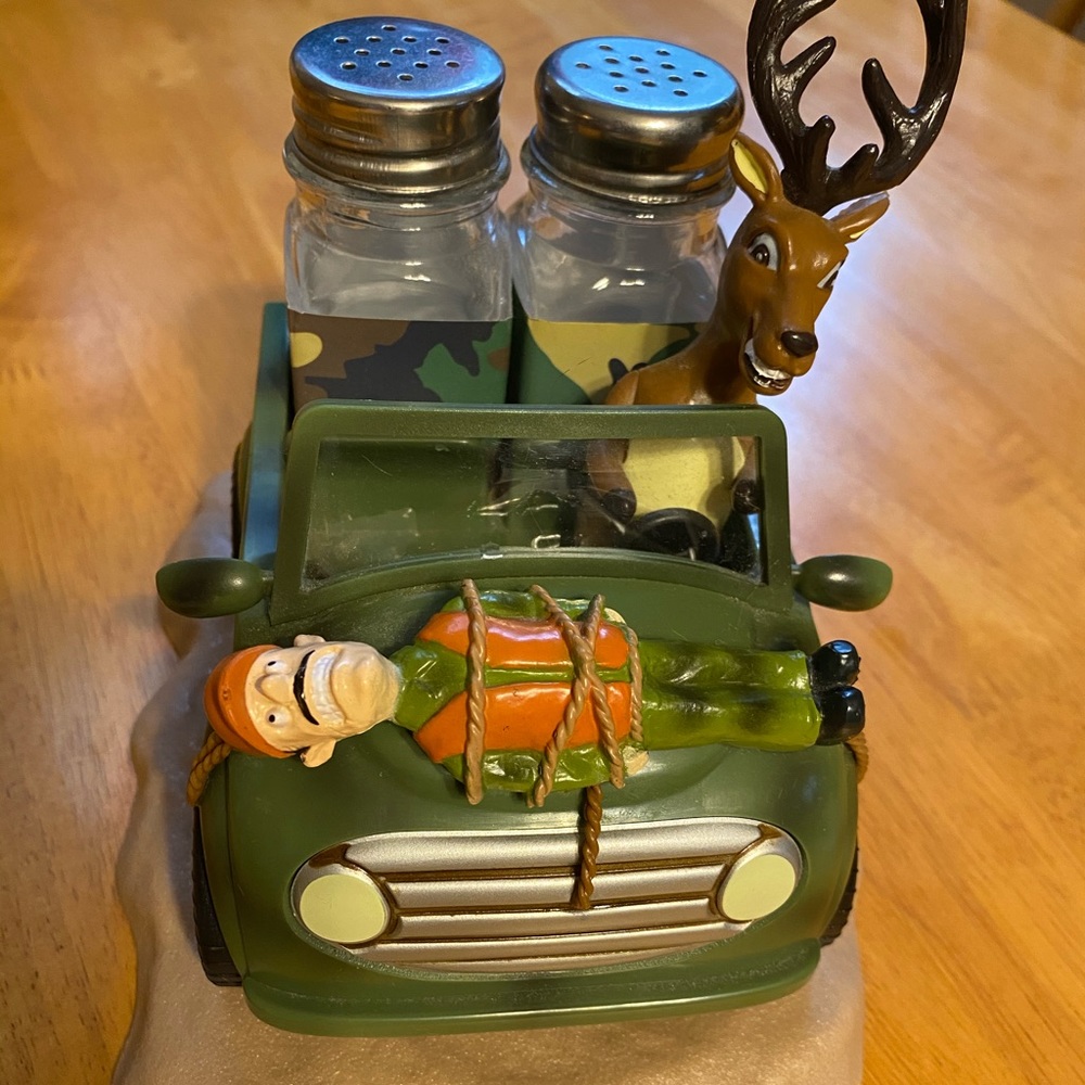 SOLD.  Michigan salt and pepper decoration